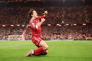 小基耶萨：感觉若塔冥冥之中帮我进球 为利物浦踢球令人着迷