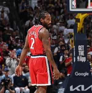 还有捆绑条款？美记：小卡阴阳合同规定若换队/退役就拿不满2800W