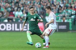 不莱梅将帅：拜仁首个进球前的角球犯规在先，点球判罚也存在疑问