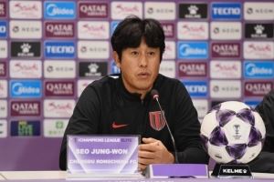 蓉城赛前新闻发布会：全队都已做好准备，全力以赴去拿下比赛胜利